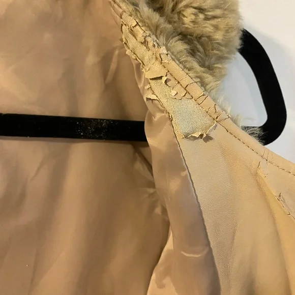 A/X Armani Exchange Women faux fur Tan Small Pocket Lined Vest Jacket Zipper - Picture 7 of 7